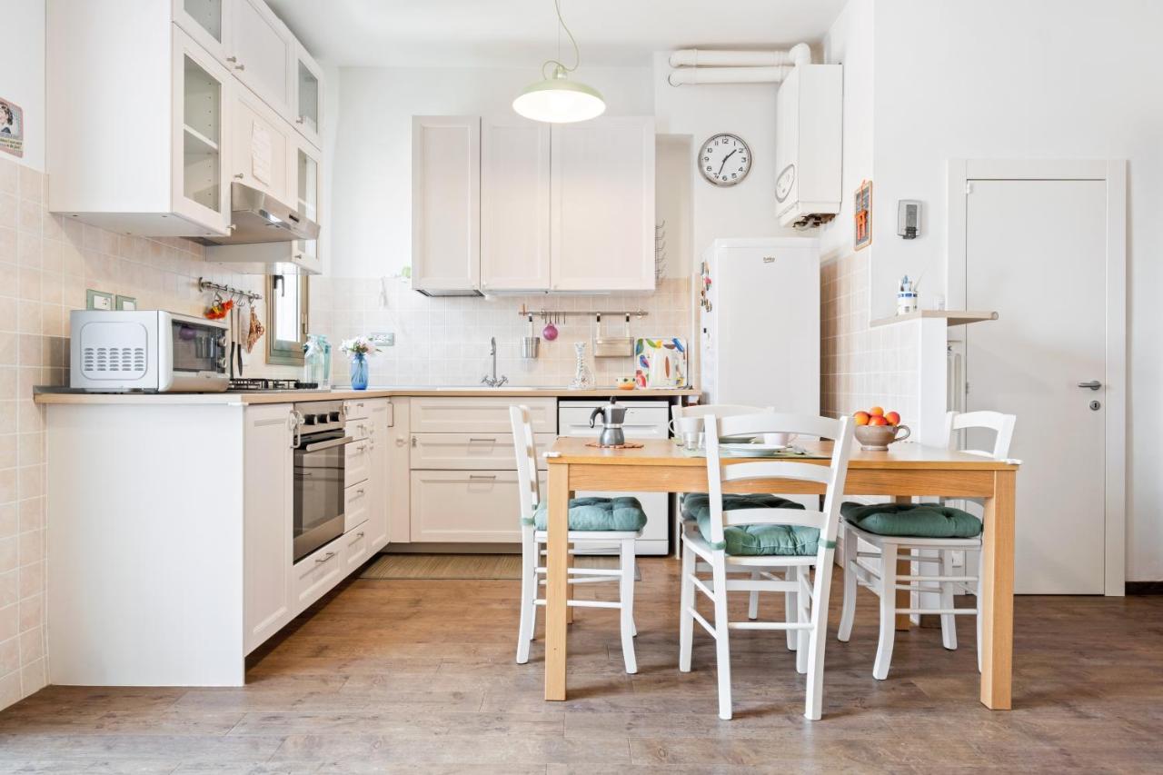 Bolognina Cozy Apartment Bologna Bagian luar foto